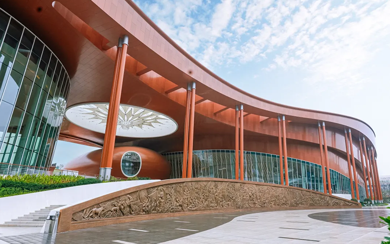 快讯｜试运营启幕！白菜交流社区见证龙岗国际艺术中心璀璨绽放